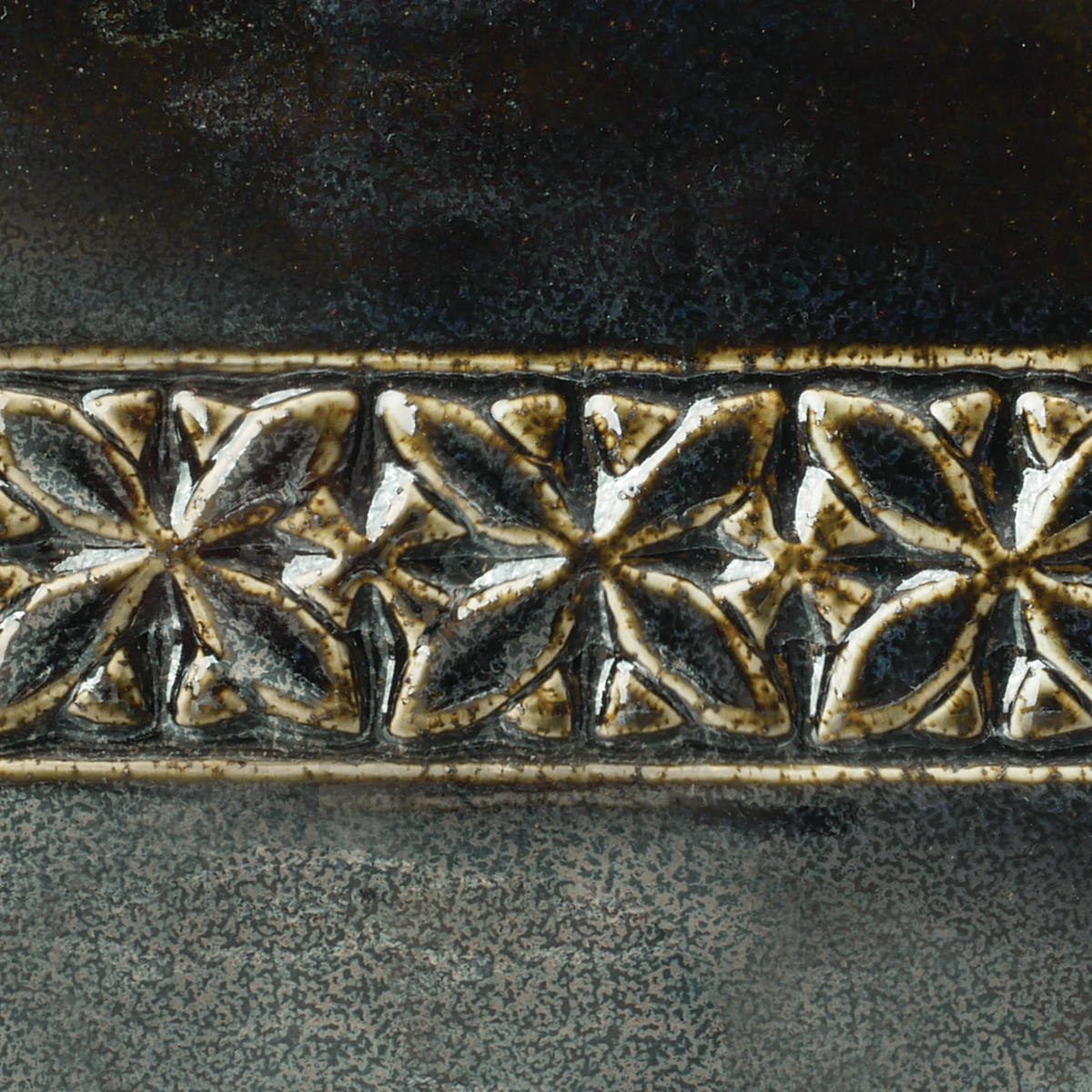 AMACO Potter's Choice - PC-66 Cosmic Oil Spot - 星夜油滴 (16oz)