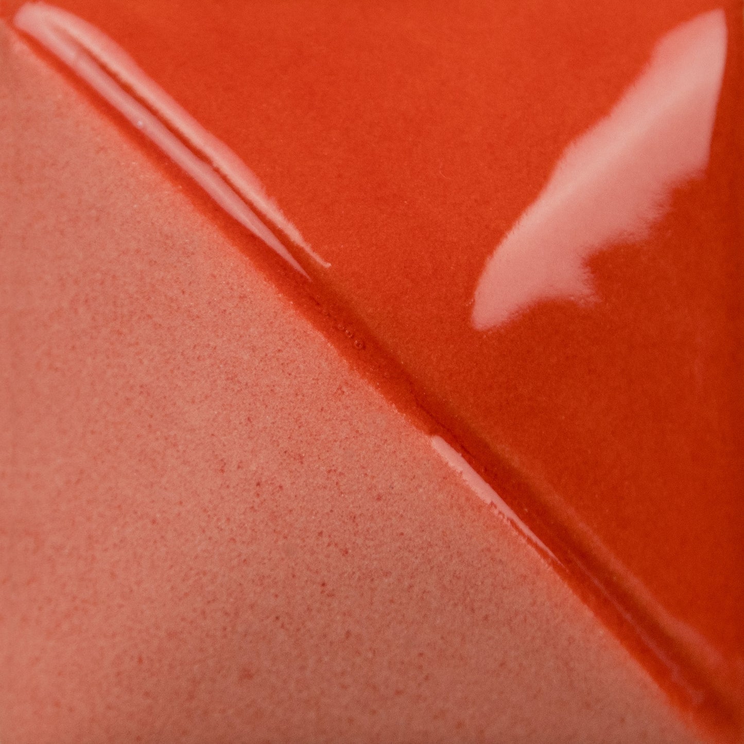 MAYCO Fundamentals Underglaze - UG206 Fire Engine Red - 消防車紅釉下彩 (2oz)