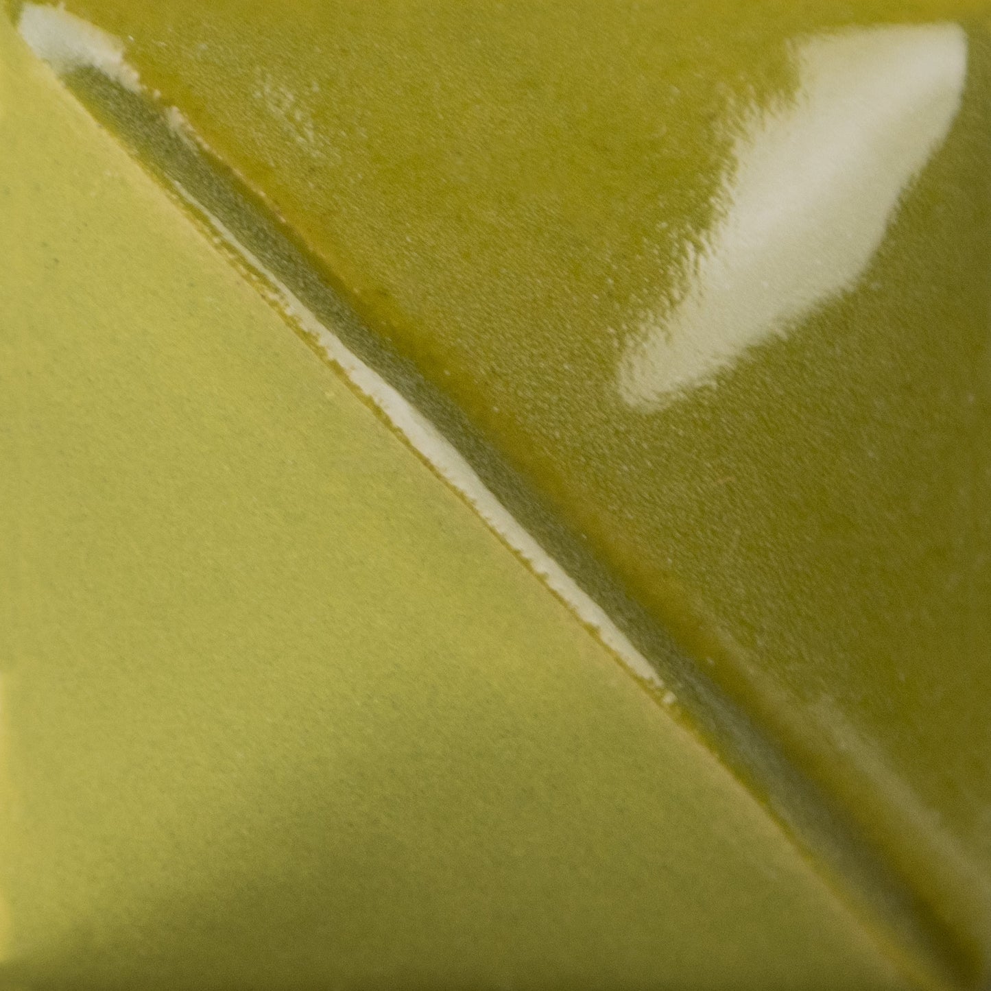 MAYCO Fundamentals Underglaze - UG22 Spring Green - 春日綠釉下彩 (2oz)