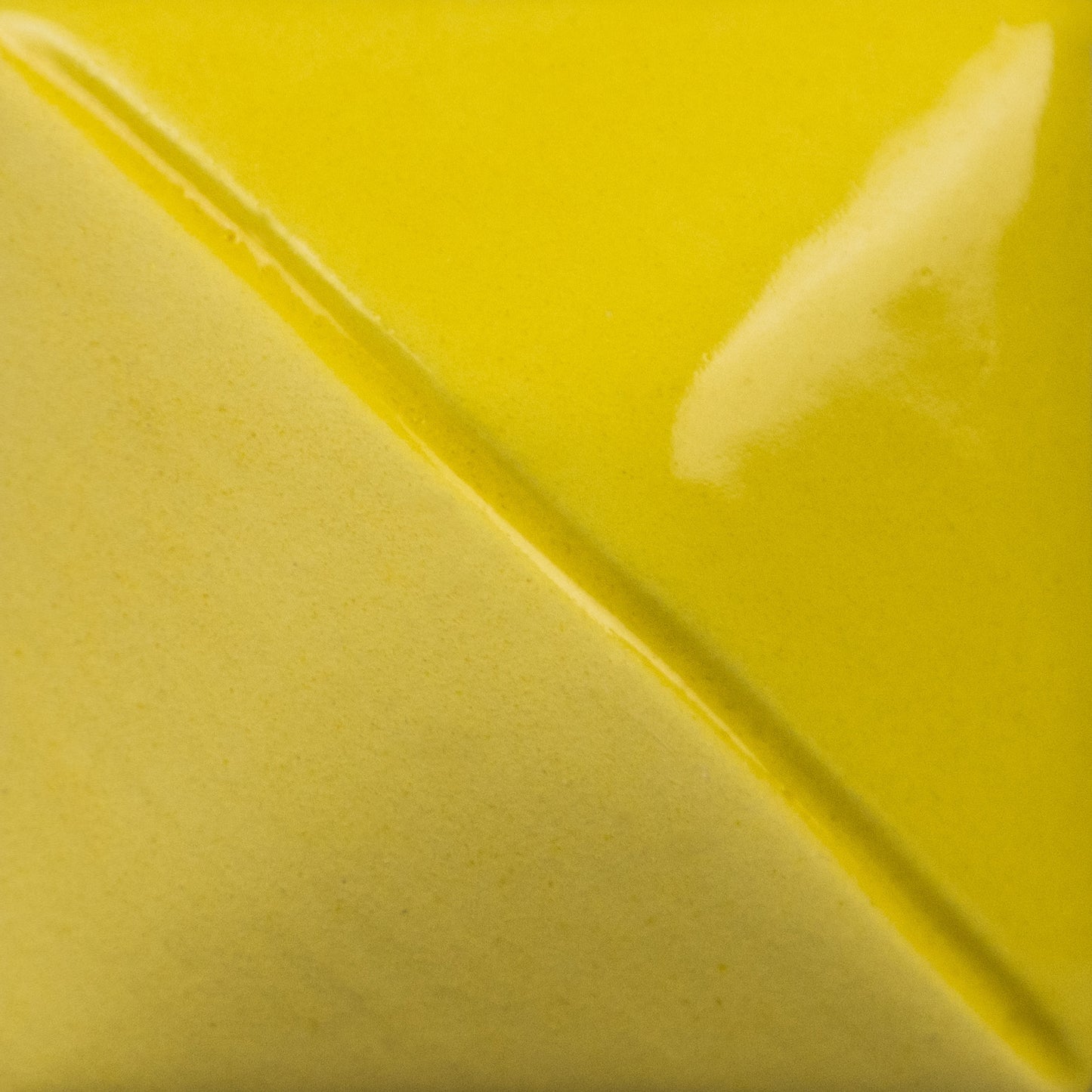 MAYCO Fundamentals Underglaze - UG46 Bright Yellow - 亮黃釉下彩 (2oz)
